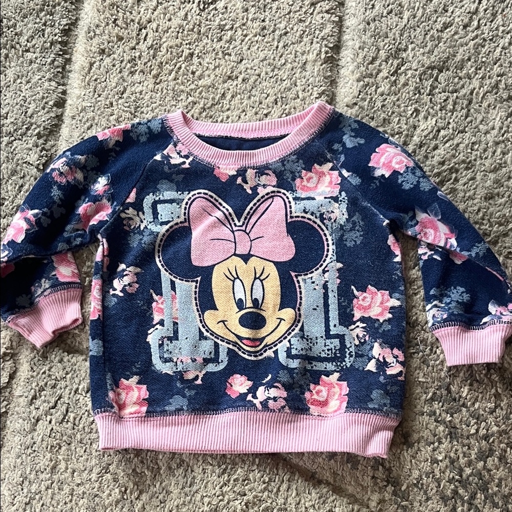 Minnie Mouse sweater